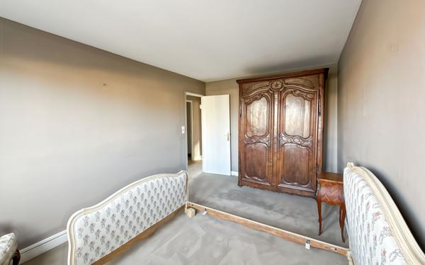 Appartement à vendre    3 pièces • 86,96 m2 Orléans