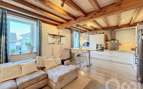 Appartement à vendre    5 pièces • 88,60 m2 Collonges