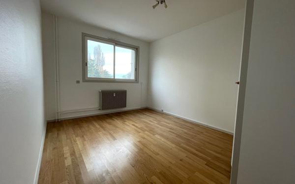 Appartement à louer    3 pièces • 77,15 m2 Caluire-et-Cuire