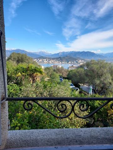 Ajaccio centre-ville maison de Maître de 320m² garage vue mer