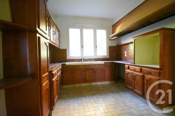 Maison à vendre  6 pièces - 181,93 m2 ABREST - 03