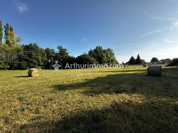 Vente Terrain 8611 m2 à Saint-Astier