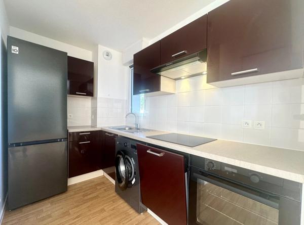 APPARTEMENT T4 86 m² - SAINT AVÉ