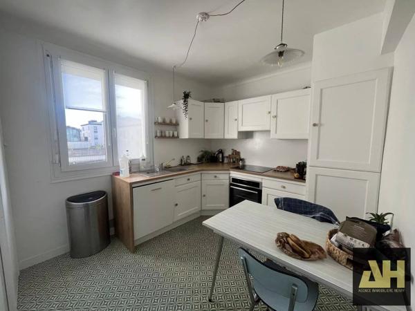 SIAM TRIANGLE D'OR - T4 DE CHARME MEUBLE