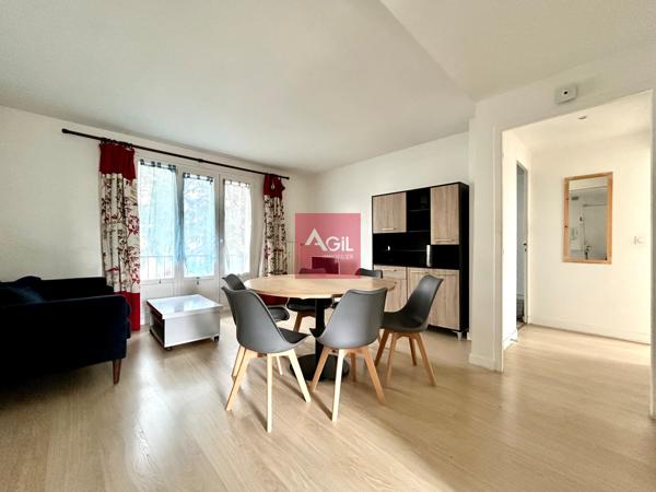 GRENOBLE - 57 rue Léon Jouhaux - T4 au premier étage avec balcon.