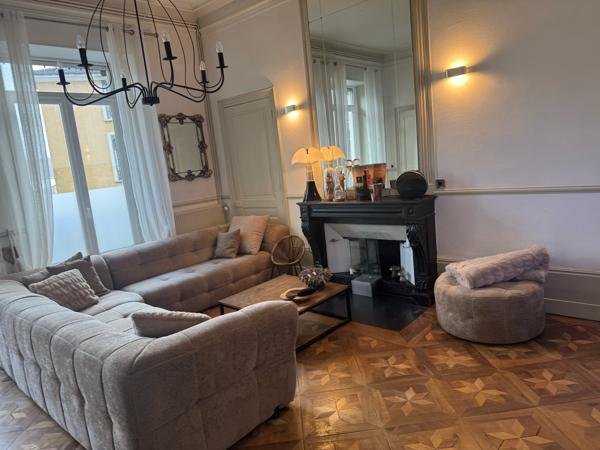 Appartement 5 pièce(s) 3 chambre(s) 140 m²