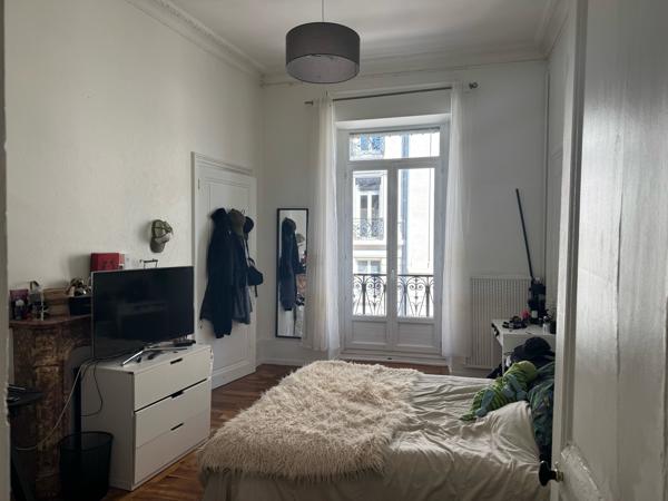 Appartement 5 pièce(s) 3 chambre(s) 140 m²