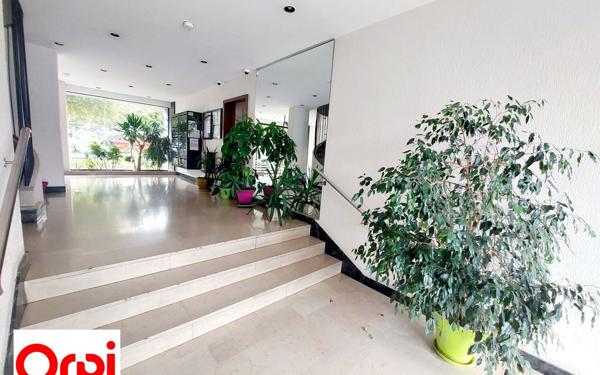 Appartement à vendre    4 pièces • 101 m2 Tours