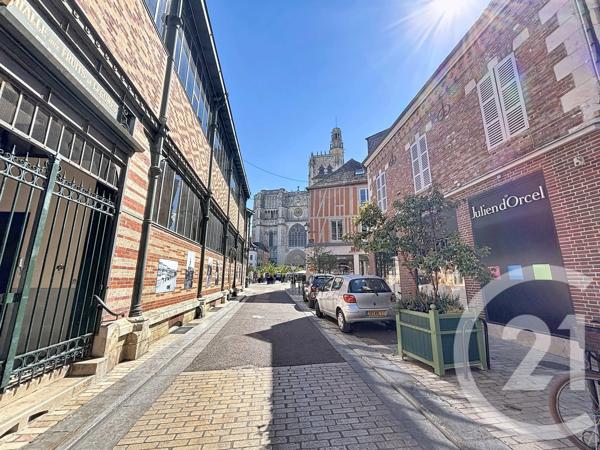 Appartement F2 Bis à vendre  3 pièces - 57,13 m 2   SENS  - 89