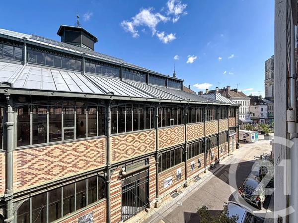 Appartement F2 Bis à vendre  3 pièces - 57,13 m 2   SENS  - 89