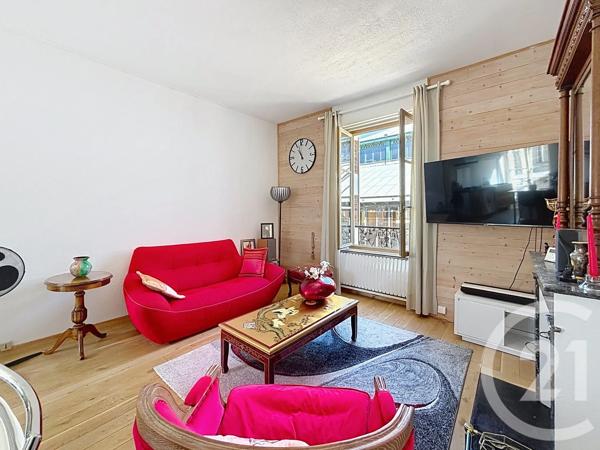 Appartement F2 Bis à vendre  3 pièces - 57,13 m 2   SENS  - 89