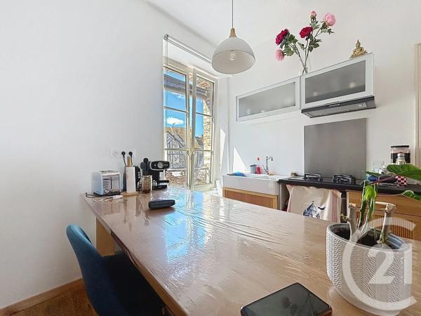 Appartement F2 Bis à vendre  3 pièces - 57,13 m 2   SENS  - 89