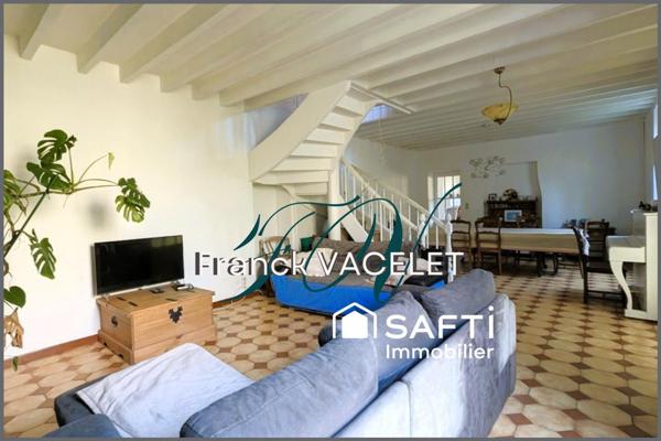 Maison authentique avec deux logements distincts