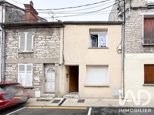 Immeuble à vendre 111 m² Nemours