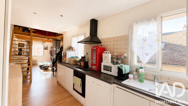 Immeuble à vendre 111 m² Nemours