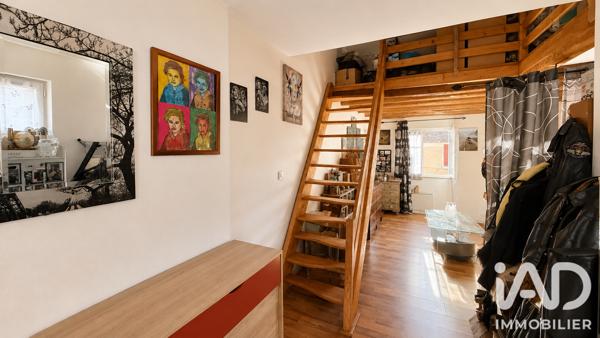 Immeuble à vendre 111 m² Nemours