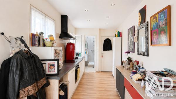 Immeuble à vendre 111 m² Nemours