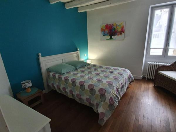 Maison de ville  4 pièce(s) 93 m2 , 3 chbres et jardin