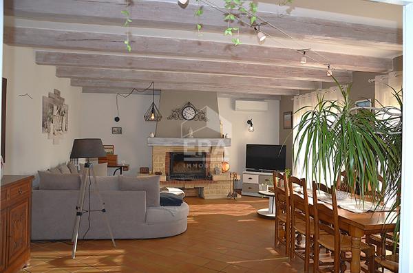 Mas de ville au coeur de la provence