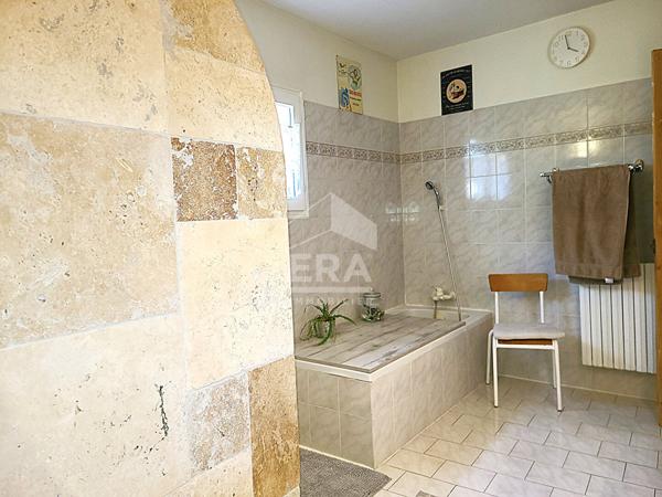 Mas de ville au coeur de la provence