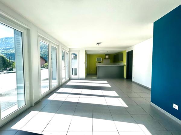ALBERTVILLE (73) - APPARTEMENT Type 4 de 77 m2