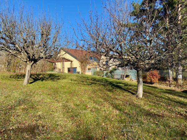 Maison à vendre 6 pièces (01)