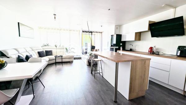 A  ORLY CE CHARMANT APPARTEMENT EN TRIPLEX LUMINEUX Quartier TERRASSE-CALMETTE ,