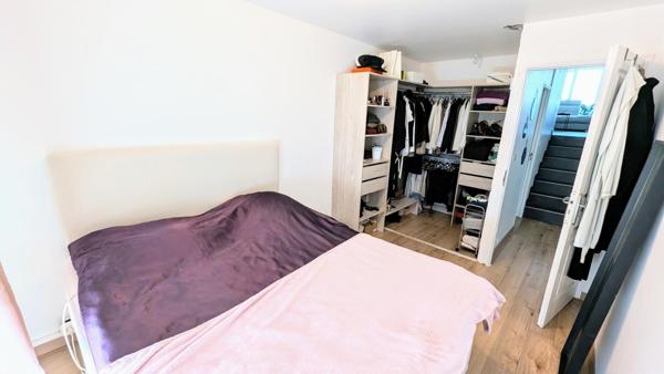 A  ORLY CE CHARMANT APPARTEMENT EN TRIPLEX LUMINEUX Quartier TERRASSE-CALMETTE ,