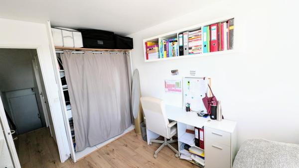 A  ORLY CE CHARMANT APPARTEMENT EN TRIPLEX LUMINEUX Quartier TERRASSE-CALMETTE ,