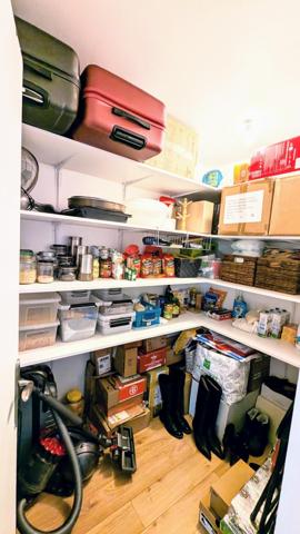 A  ORLY CE CHARMANT APPARTEMENT EN TRIPLEX LUMINEUX Quartier TERRASSE-CALMETTE ,