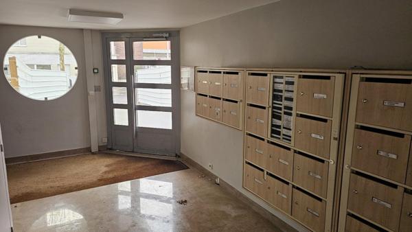 A  ORLY CE CHARMANT APPARTEMENT EN TRIPLEX LUMINEUX Quartier TERRASSE-CALMETTE ,