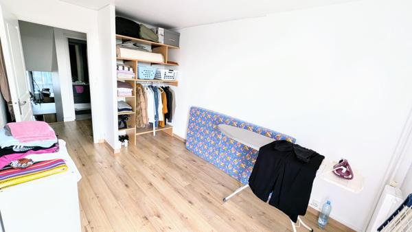 A  ORLY CE CHARMANT APPARTEMENT EN TRIPLEX LUMINEUX Quartier TERRASSE-CALMETTE ,