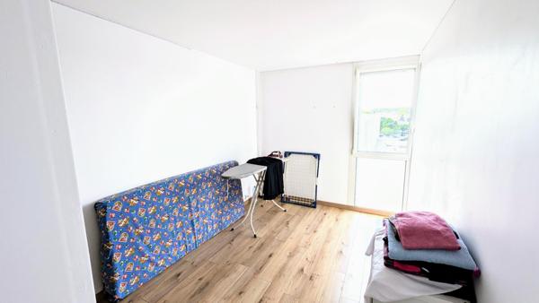 A  ORLY CE CHARMANT APPARTEMENT EN TRIPLEX LUMINEUX Quartier TERRASSE-CALMETTE ,