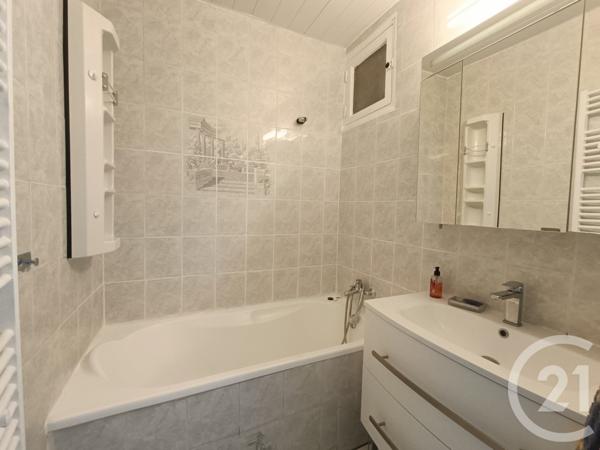 Appartement F4 à vendre  4 pièces - 70 m2 MARSEILLE - 13015