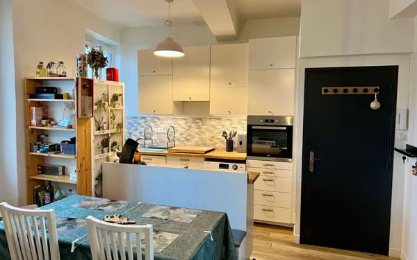 Appartement à louer    3 pièces • 55,40 m2 Toulon