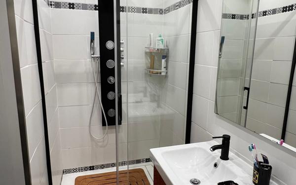 Appartement à louer    3 pièces • 55,40 m2 Toulon