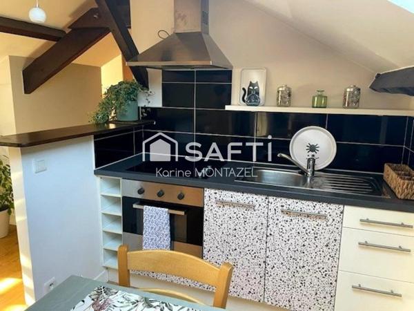 Centre ville, écoles, métros et commerces à 3 min