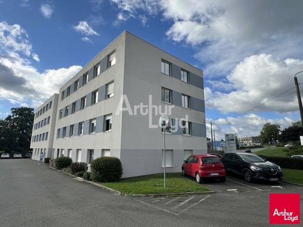 CHANTEPIE - BUREAUX A LOUER - 296 M²