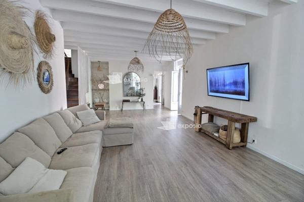 Maison Echire 6 pièce(s) 198.61 m2