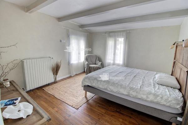 Maison Echire 6 pièce(s) 198.61 m2