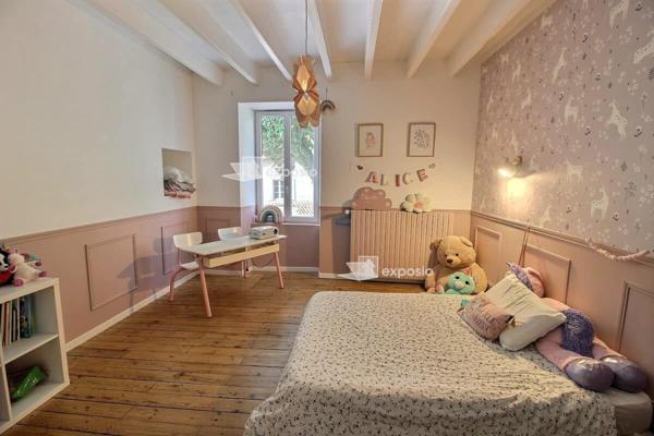 Maison Echire 6 pièce(s) 198.61 m2