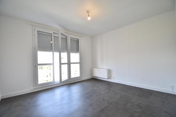 Troyes 10000 : 2 pièces lumineux au 7e étage, 48,3 m²
