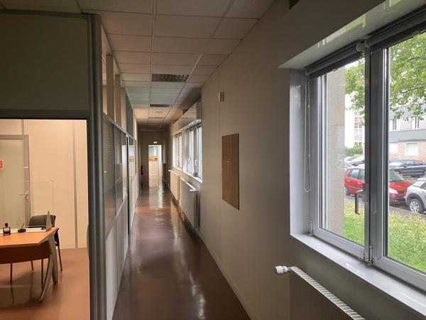Bureaux à vendre à GARGES LES GONESSE 95140