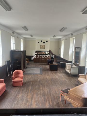 Maison de village 2 pièce(s) 1 chambre(s) 250 m²