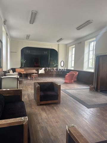 Maison de village 2 pièce(s) 1 chambre(s) 250 m²