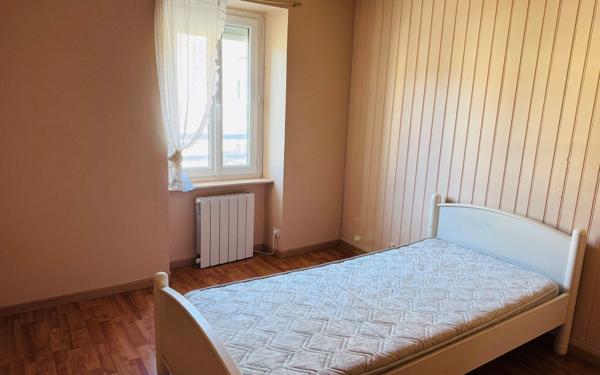 Maison à vendre    4 pièces • 71,06 m2 Mellionnec