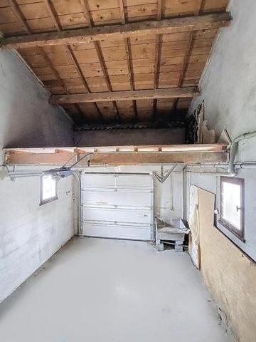 Villa T4 de 102m2 sur 1907de terrain avec 2 garages.