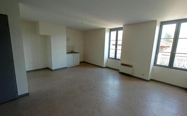 Appartement à louer    2 pièces •  Vinay
