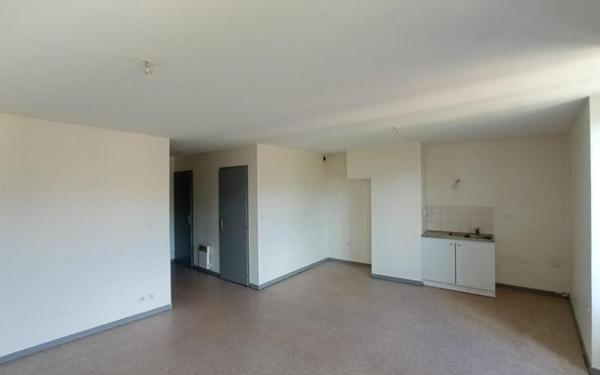 Appartement à louer    2 pièces •  Vinay