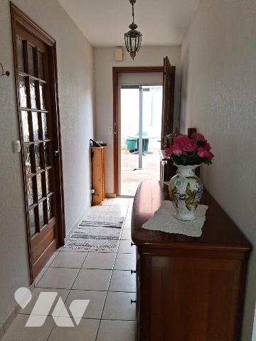 PAVILLON 3 CHAMBRES-BUREAU DE PLAIN-PIED (Garage et Abri de jardin). 